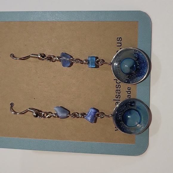 503- Blue Glass And Natural Chips Stone Handmade Women's Earrings NWT - Picture 3 of 4